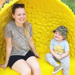 Meet your Posher, Ebonie